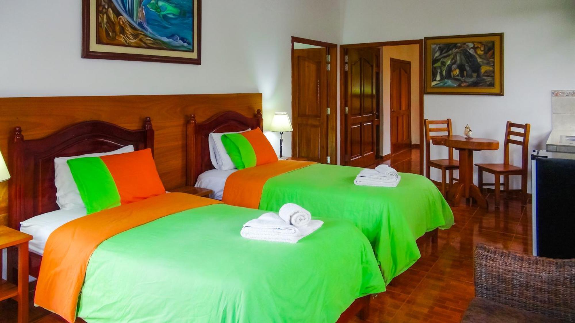 Hotel Twin Galapagos Puerto Ayora  Exterior photo